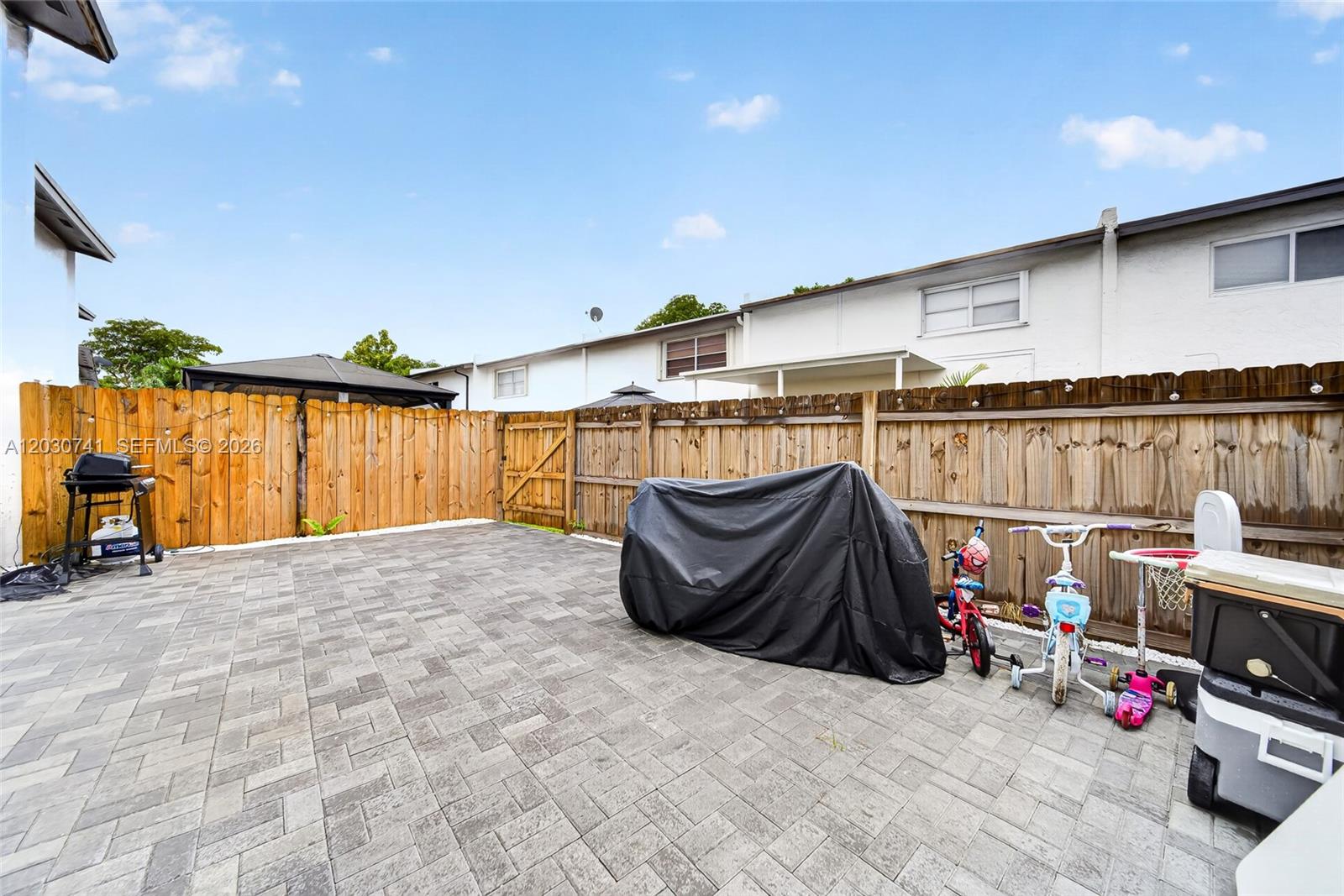 6912 SW 110th Ave