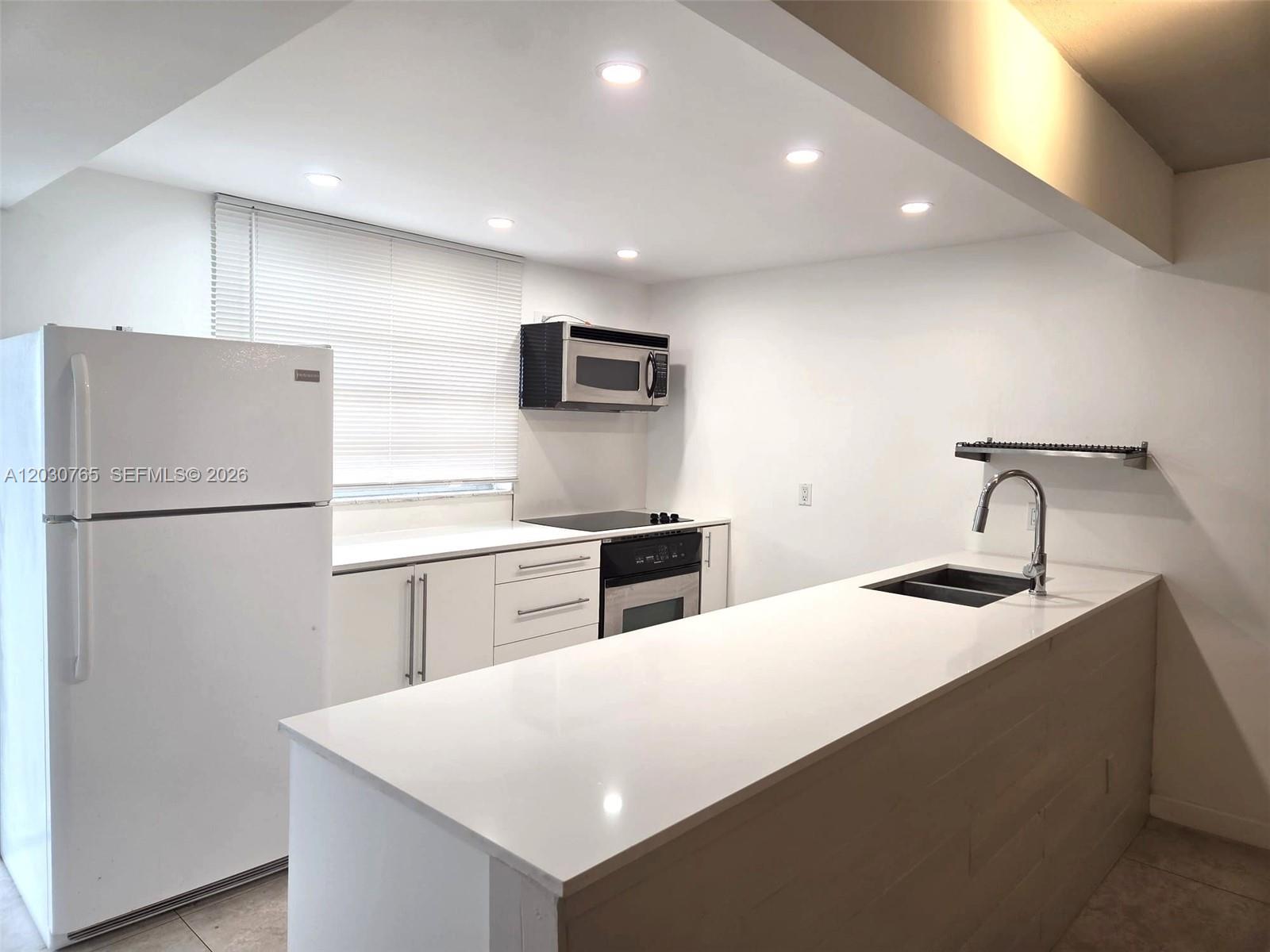 16410 Miami Dr # 706