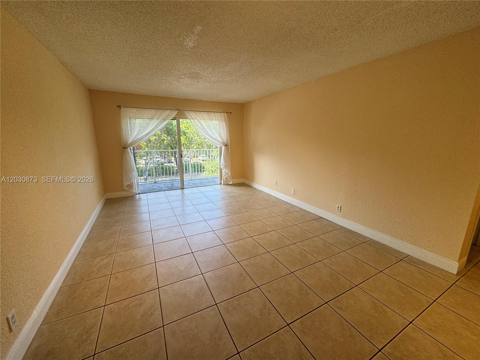 5201 Geneva Way # 308
