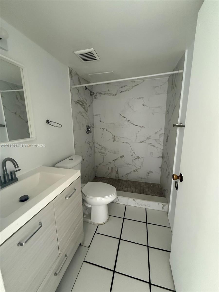 15316 SW 72nd St # 14 Unit: 19-14