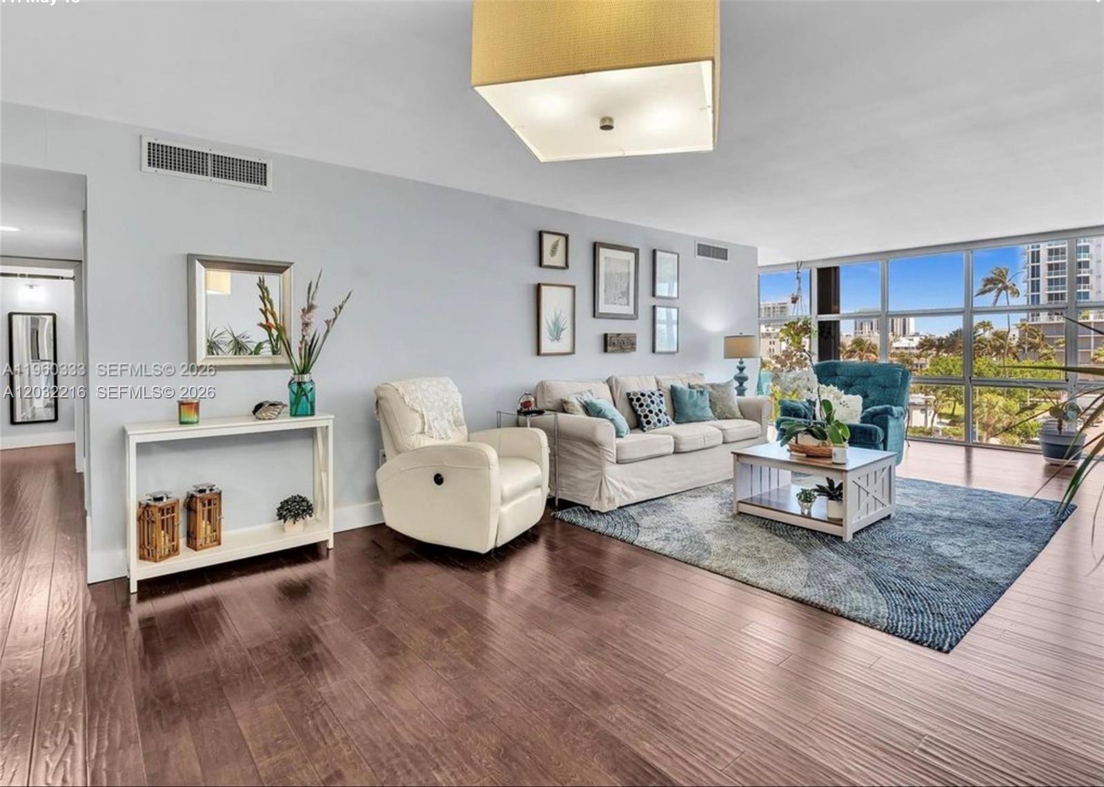 6423 Collins Ave # 409