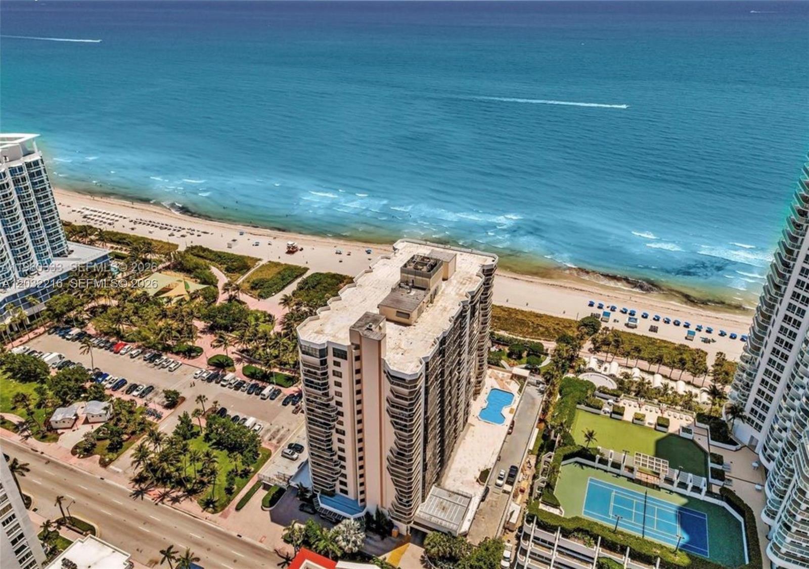 6423 Collins Ave # 409