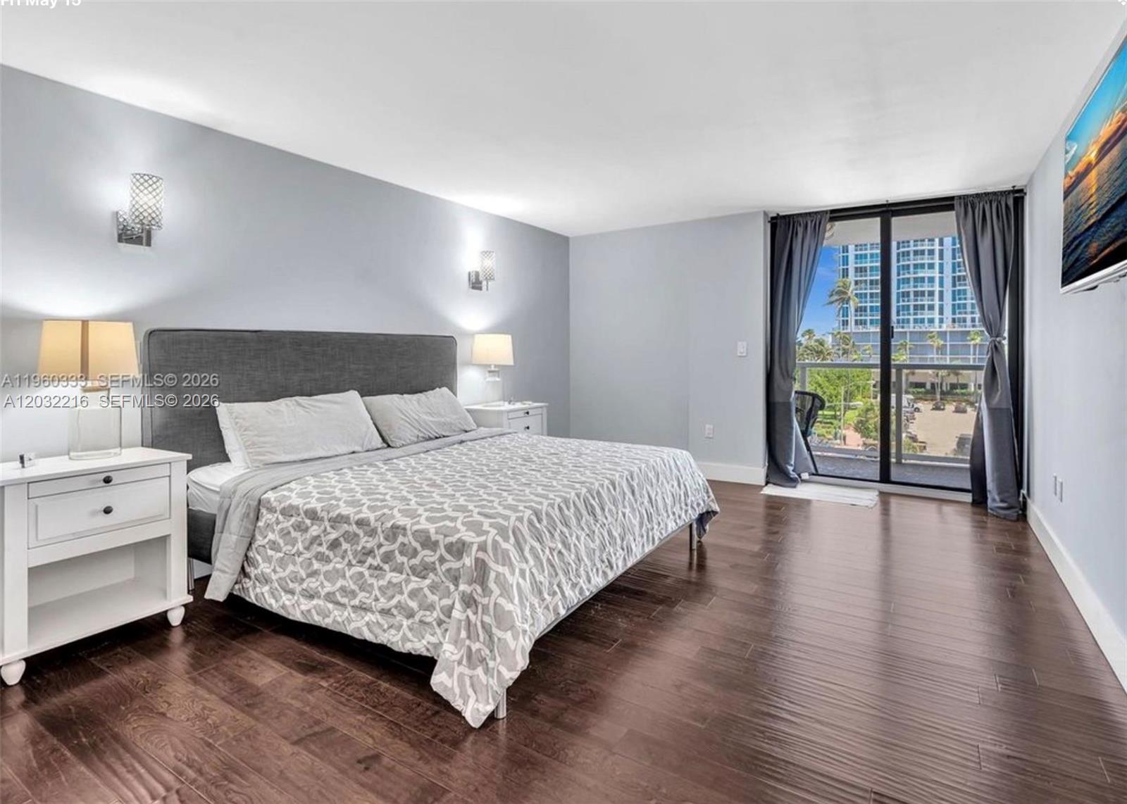 6423 Collins Ave # 409