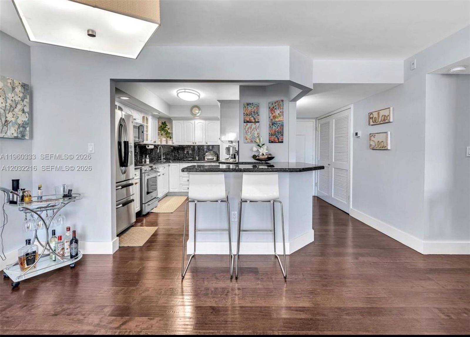6423 Collins Ave # 409