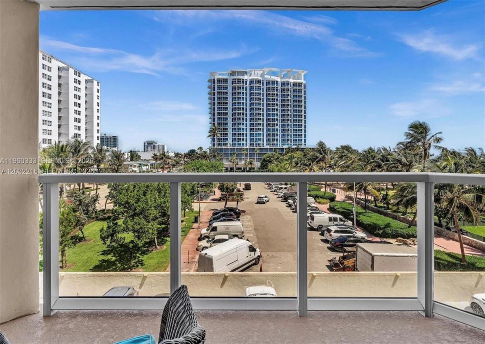 6423 Collins Ave # 409