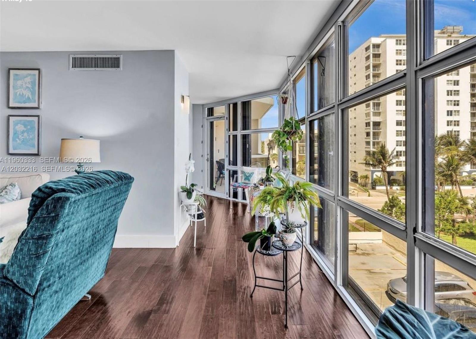 6423 Collins Ave # 409
