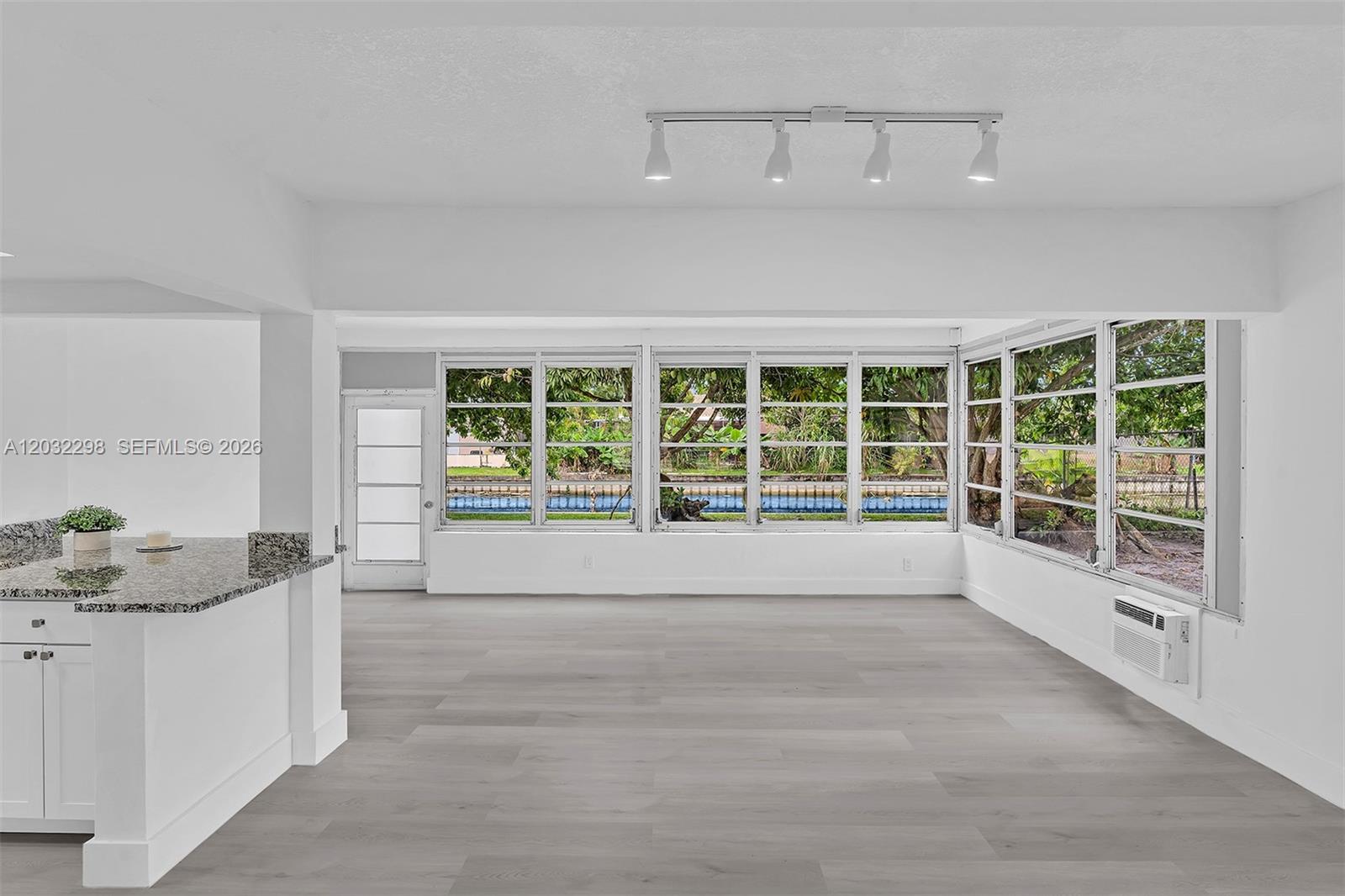 3940 NW 47th Ave