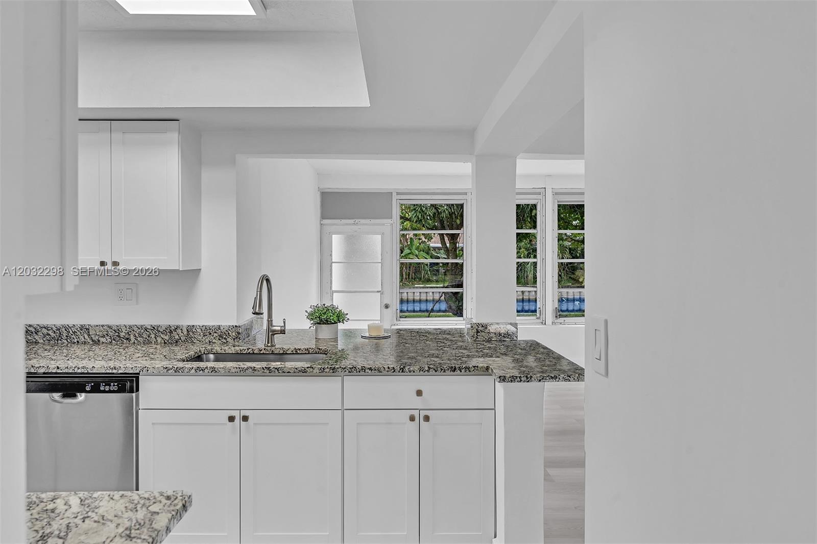 3940 NW 47th Ave