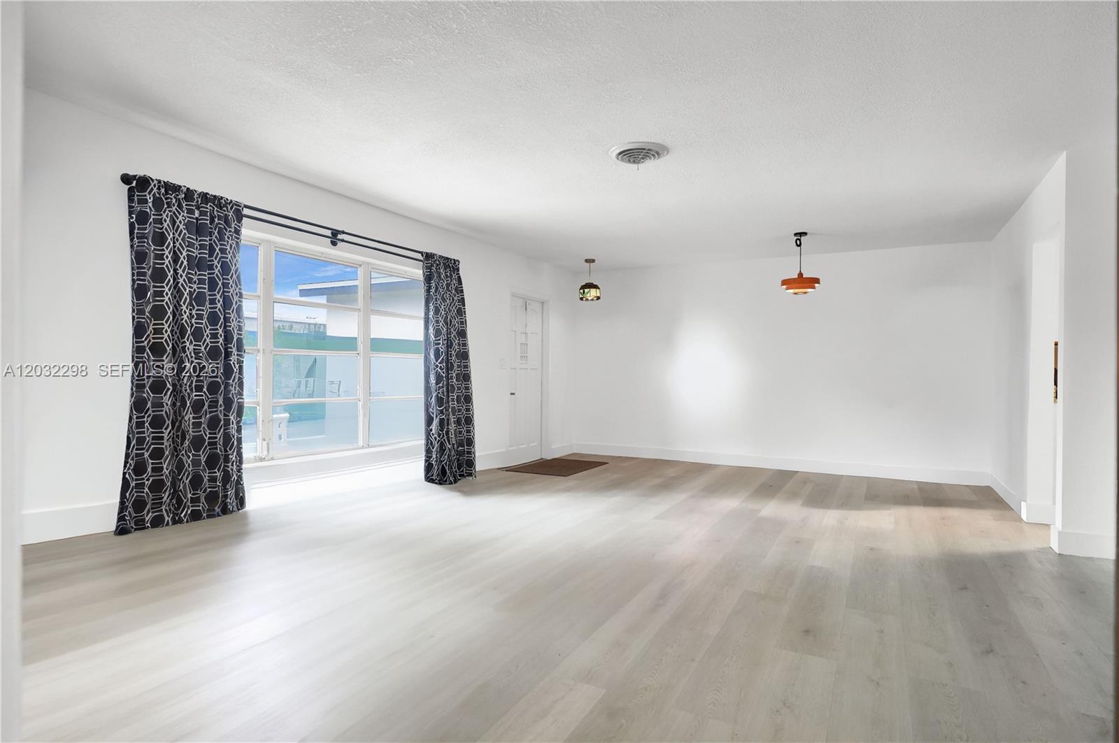 3940 NW 47th Ave