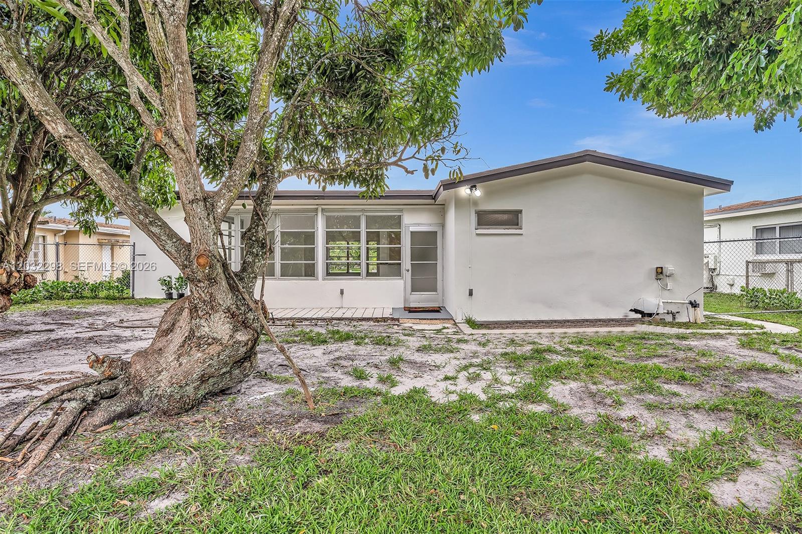 3940 NW 47th Ave