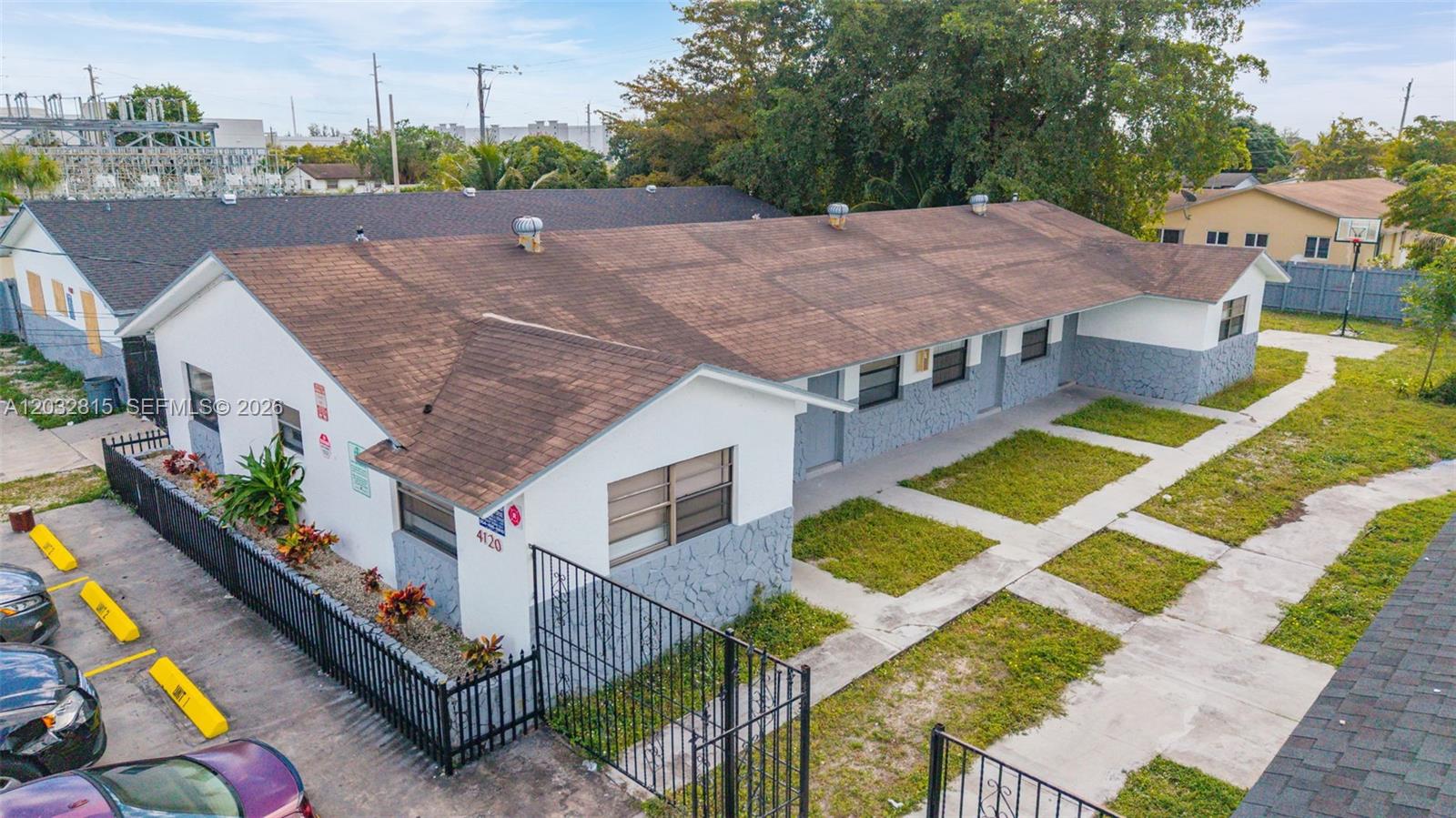 4120 SW 19th St
