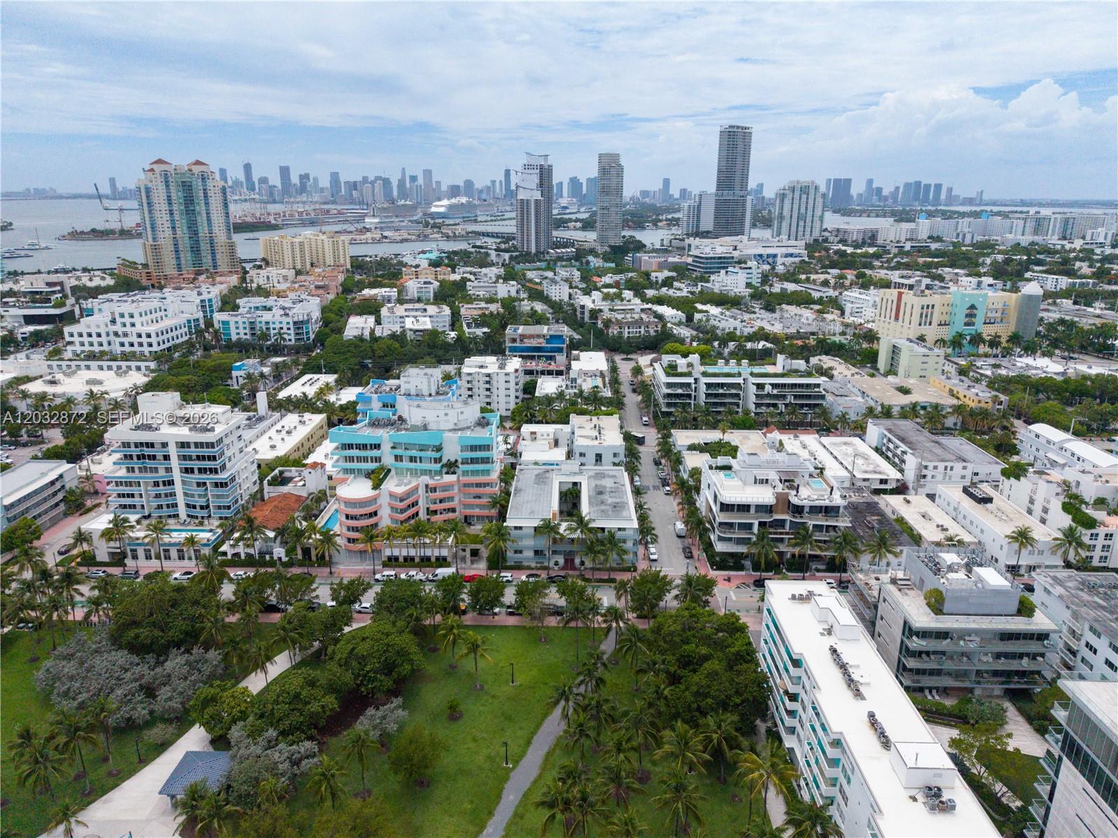 260 Ocean Dr # 12A