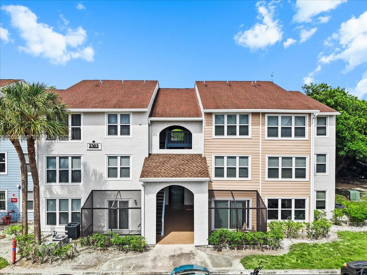 2303 N Congress Ave # 27