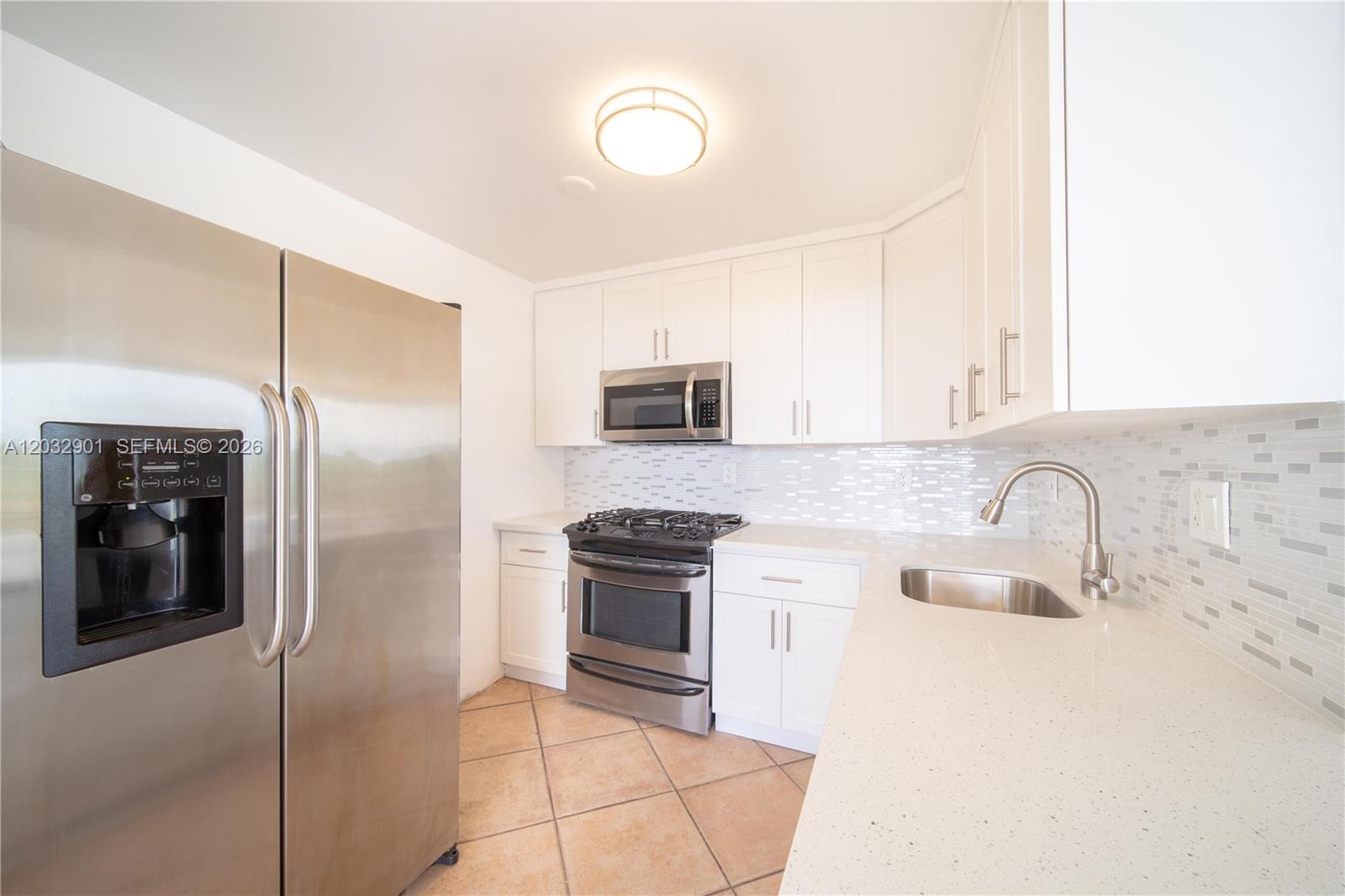 13120 SW 92nd Ave Unit: B-PH6