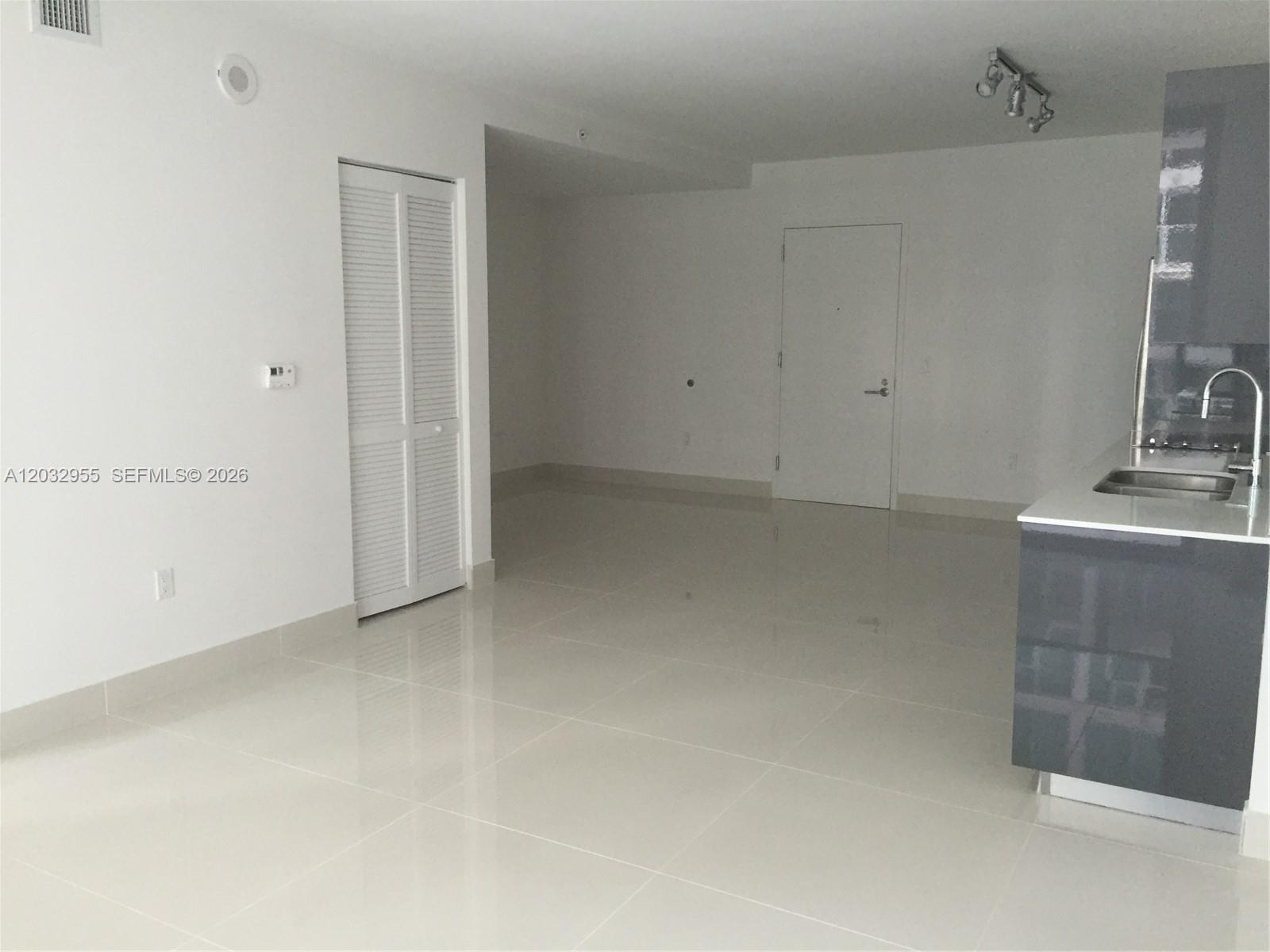 31 SE 6TH ST # 1106