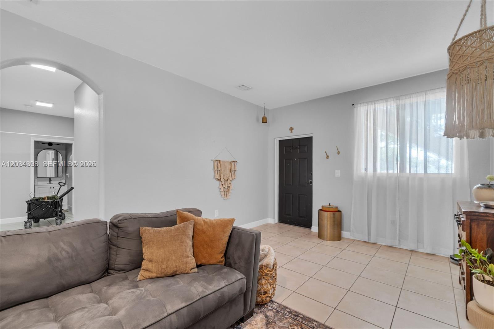 2551 SE 16th Ter # 101