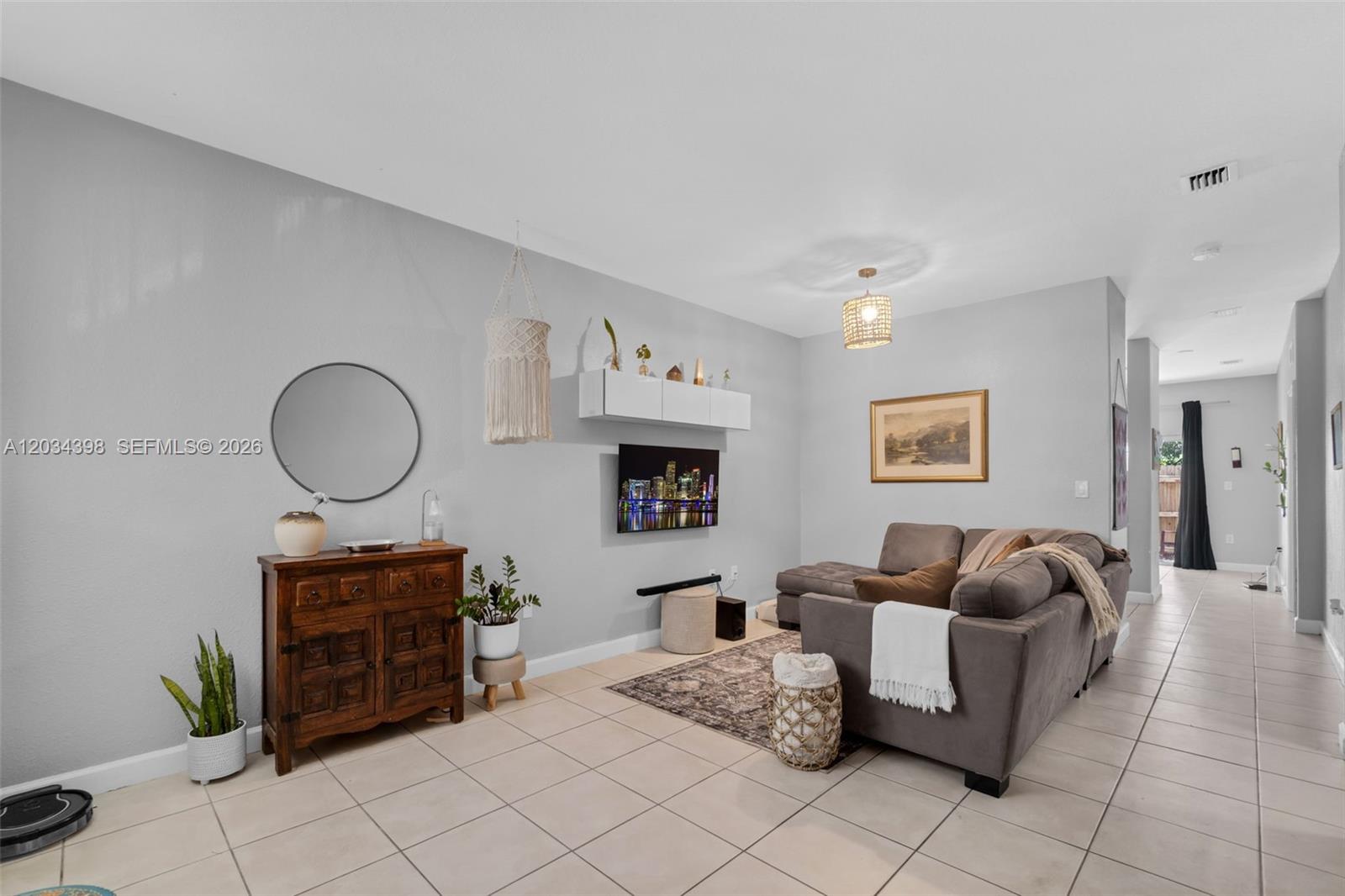 2551 SE 16th Ter # 101