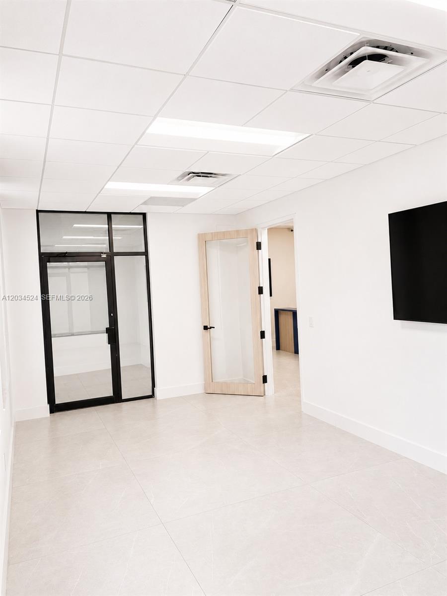 1110 Ponce De Leon Blvd