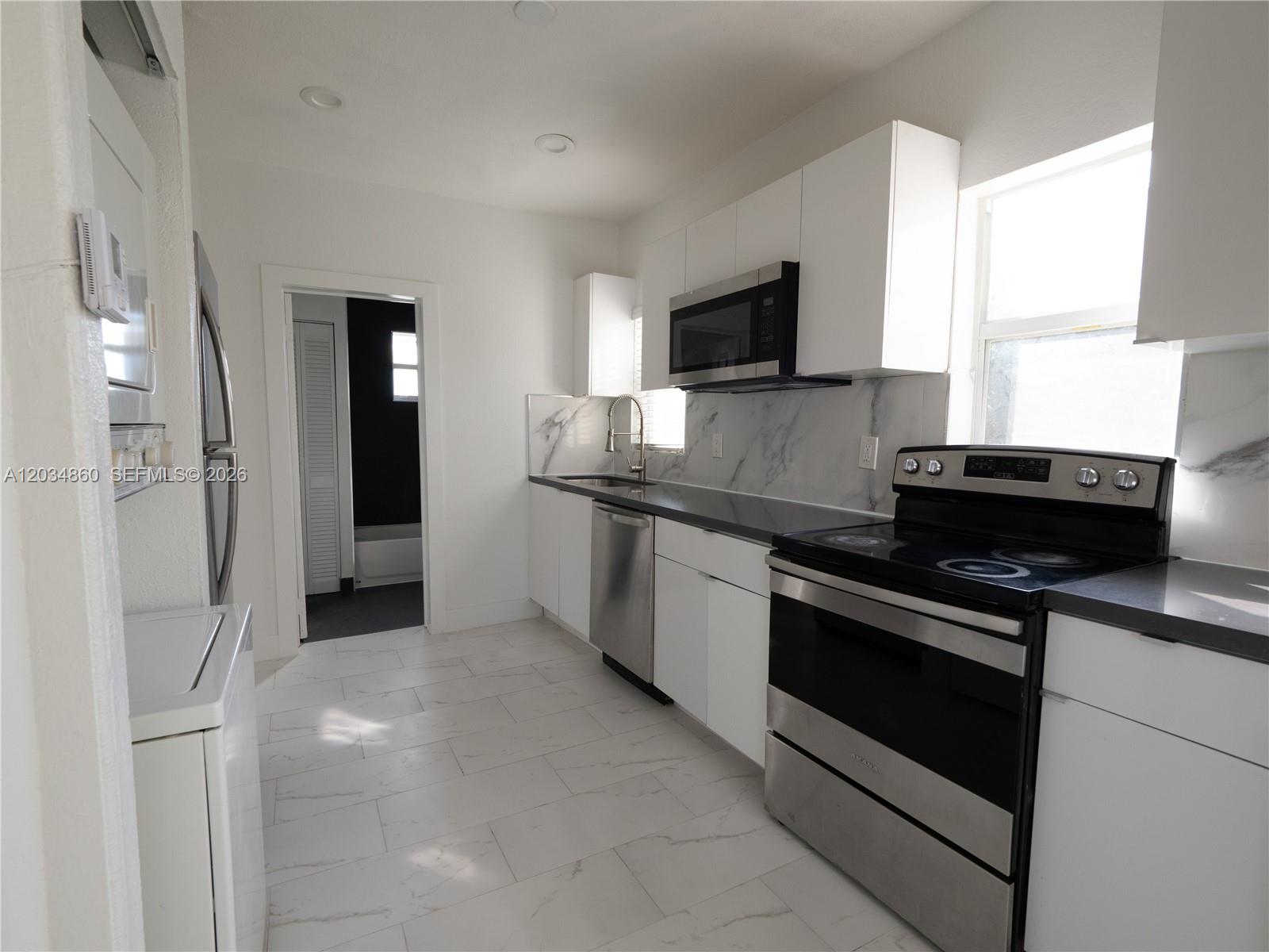 2272 NW 2nd St # 2