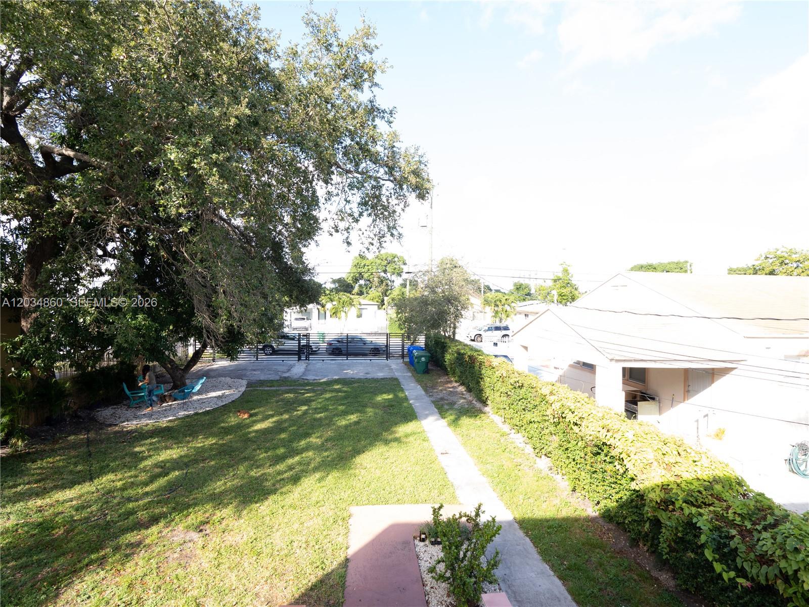2272 NW 2nd St # 2