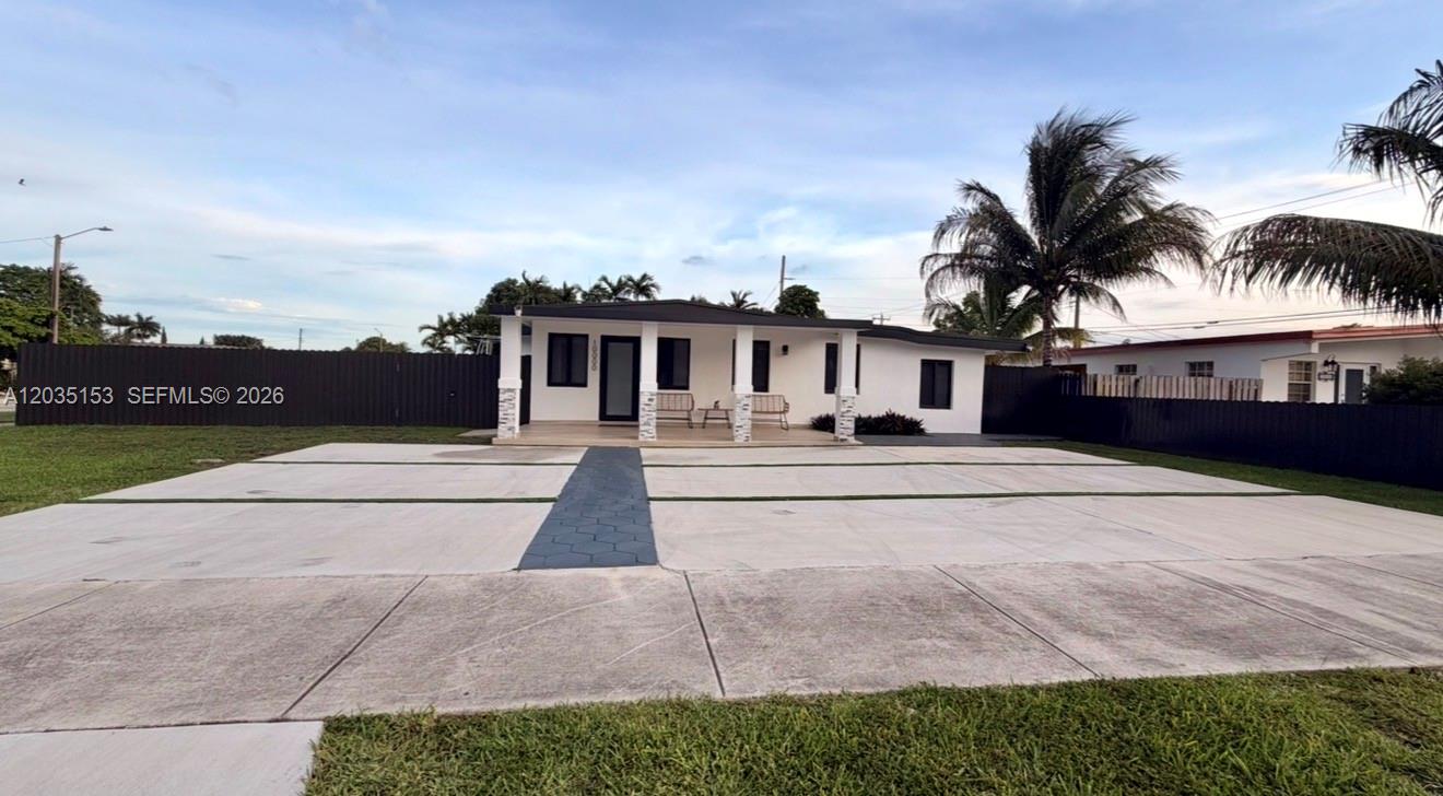 10000 SW 43rd St