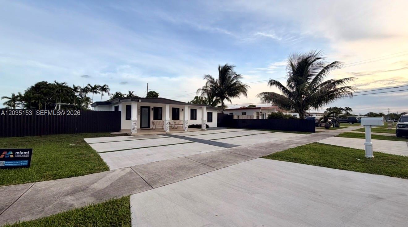 10000 SW 43rd St