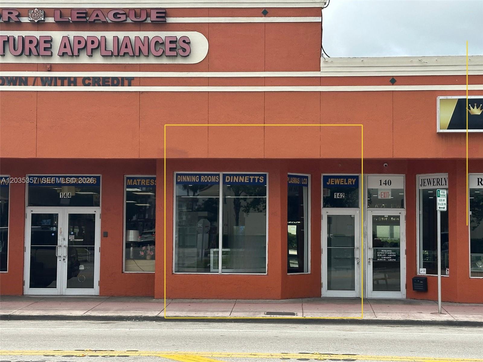 142 Hialeah Dr