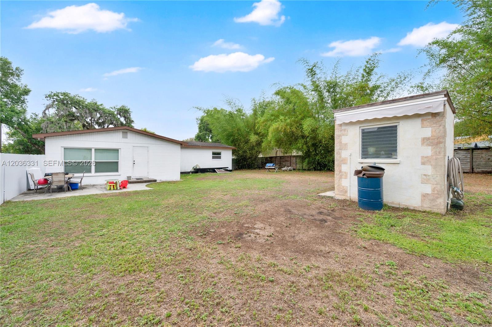 2010 Lee Drive