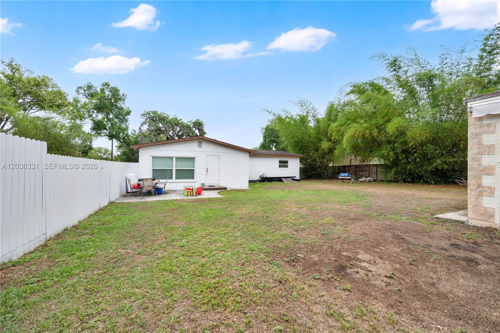 2010 Lee Drive