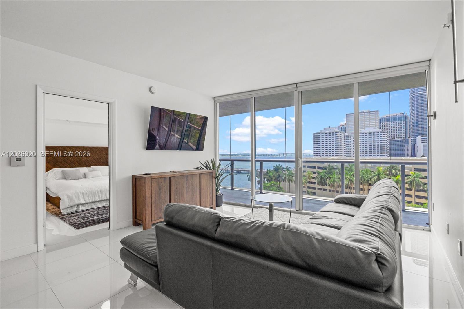 495 Brickell Ave # 905