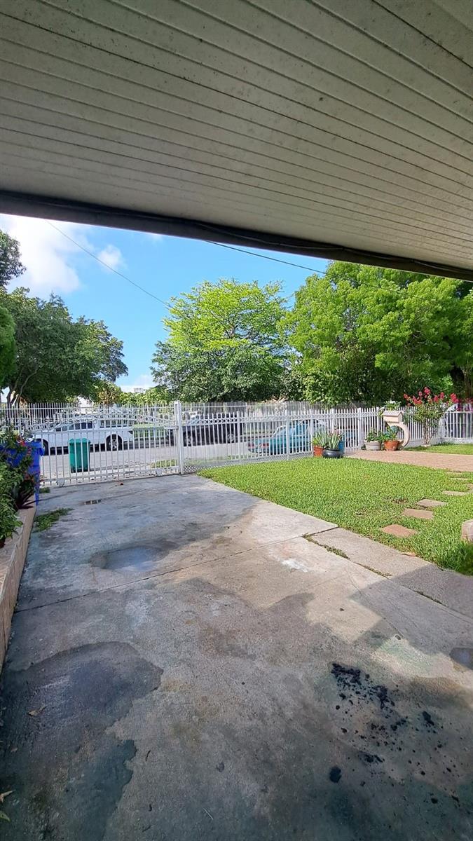 351 NW 31st St