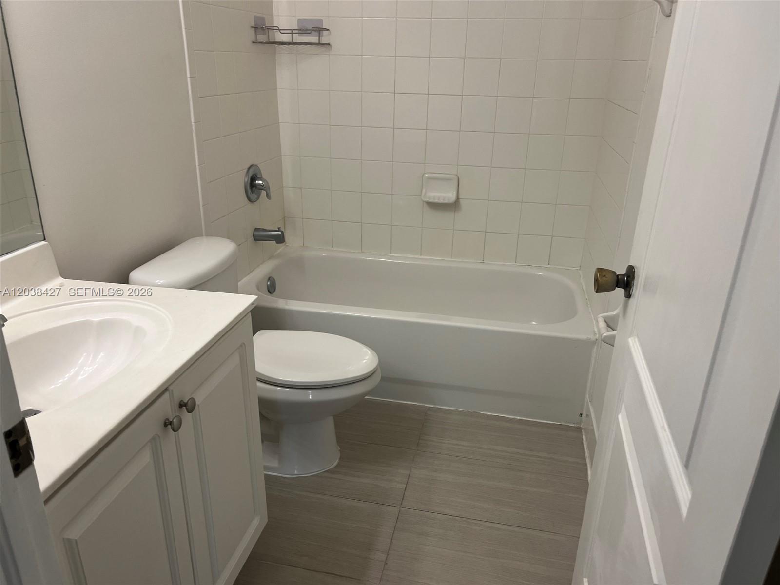 22631 SW 88th Pl # 18 Unit: 1-18