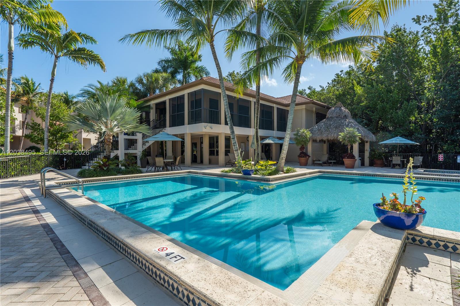 6232 Paradise Point Dr