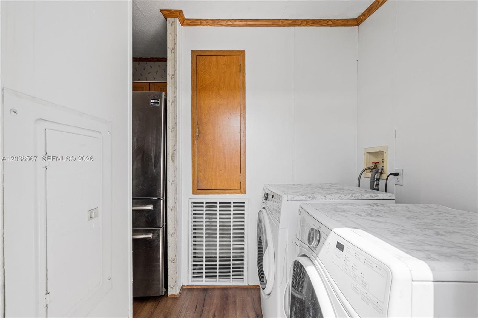 268 King Ave
