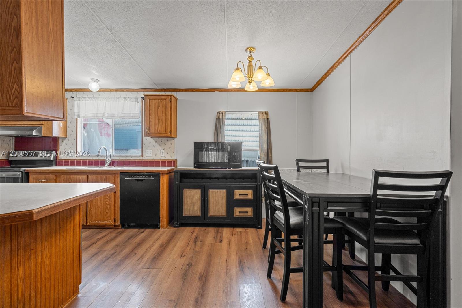 268 King Ave
