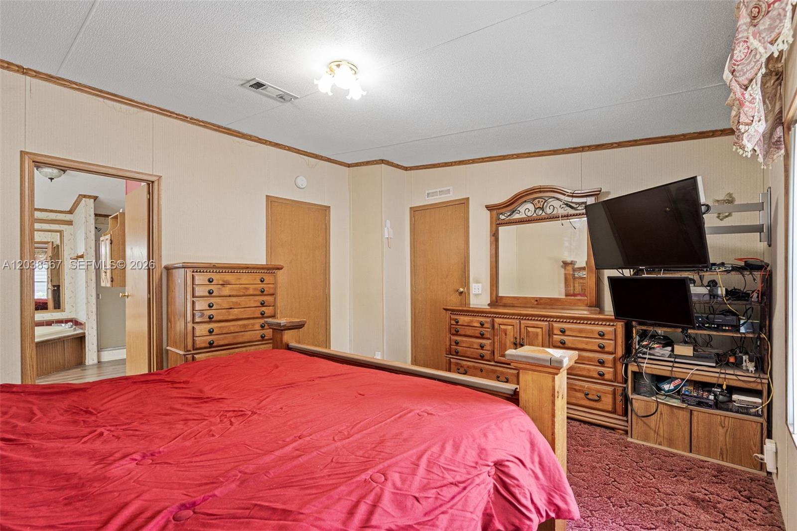 268 King Ave