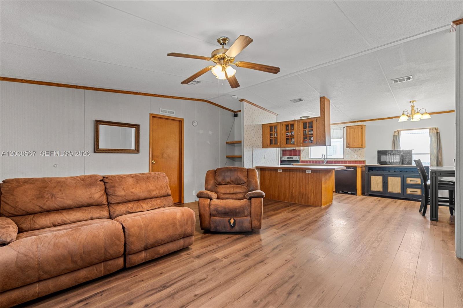 268 King Ave