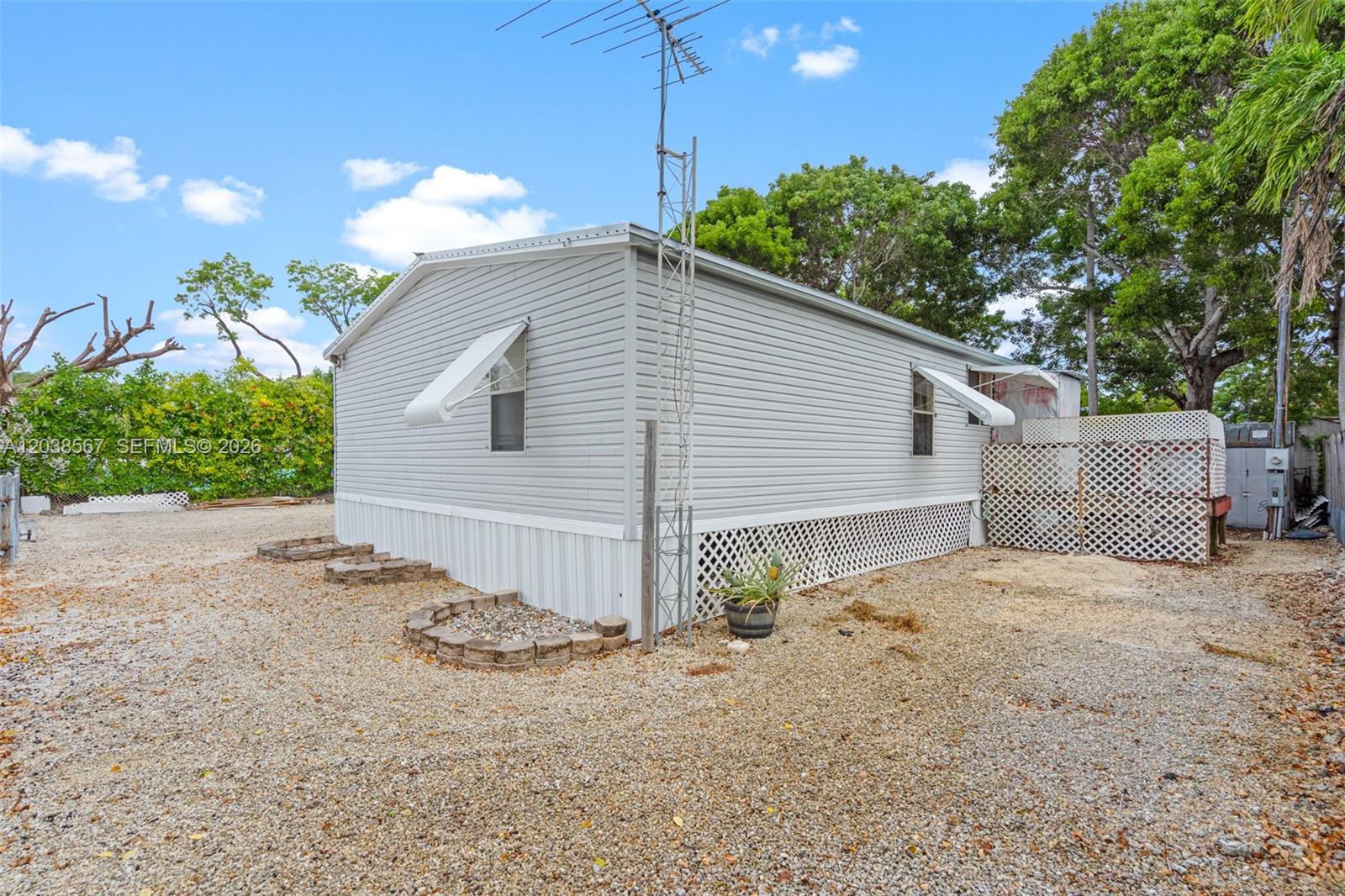 268 King Ave