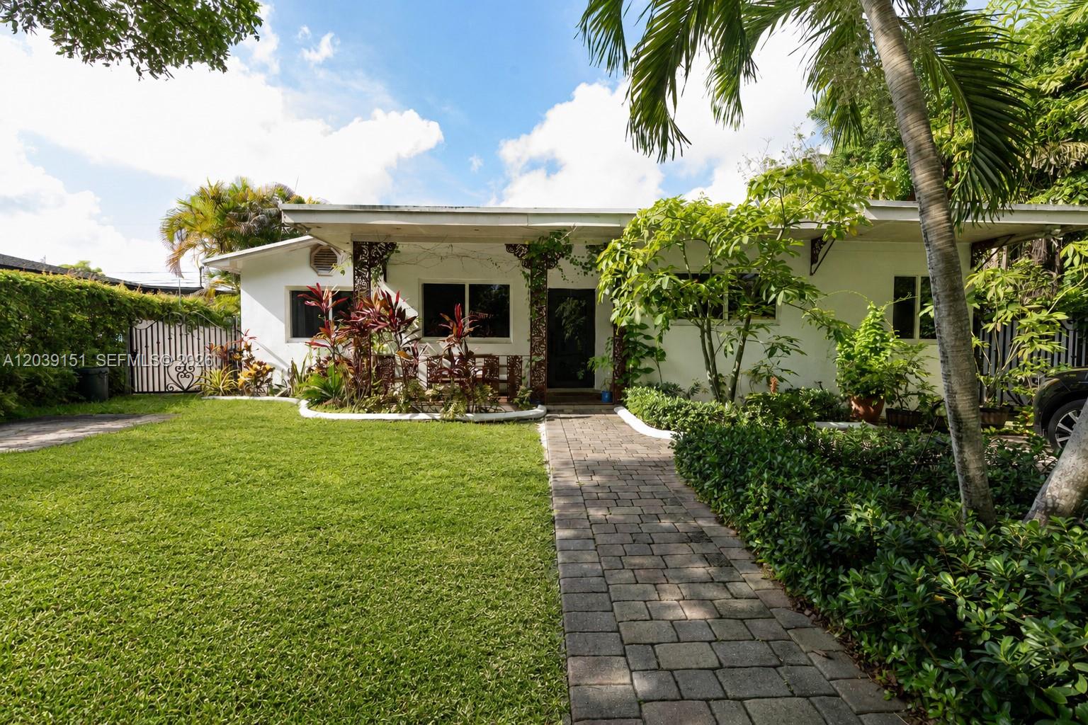 6150 SW 16th Ter