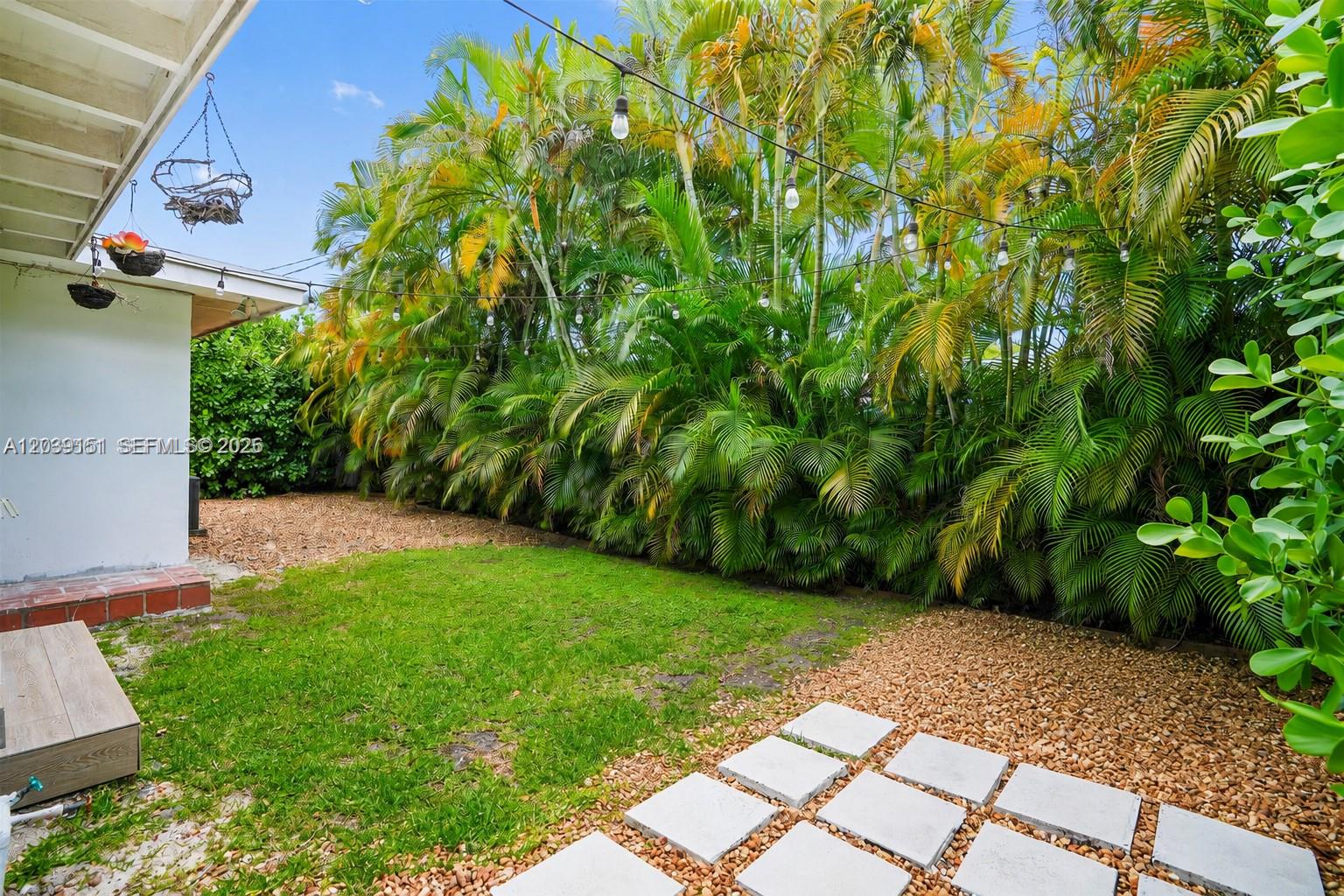 6150 SW 16th Ter