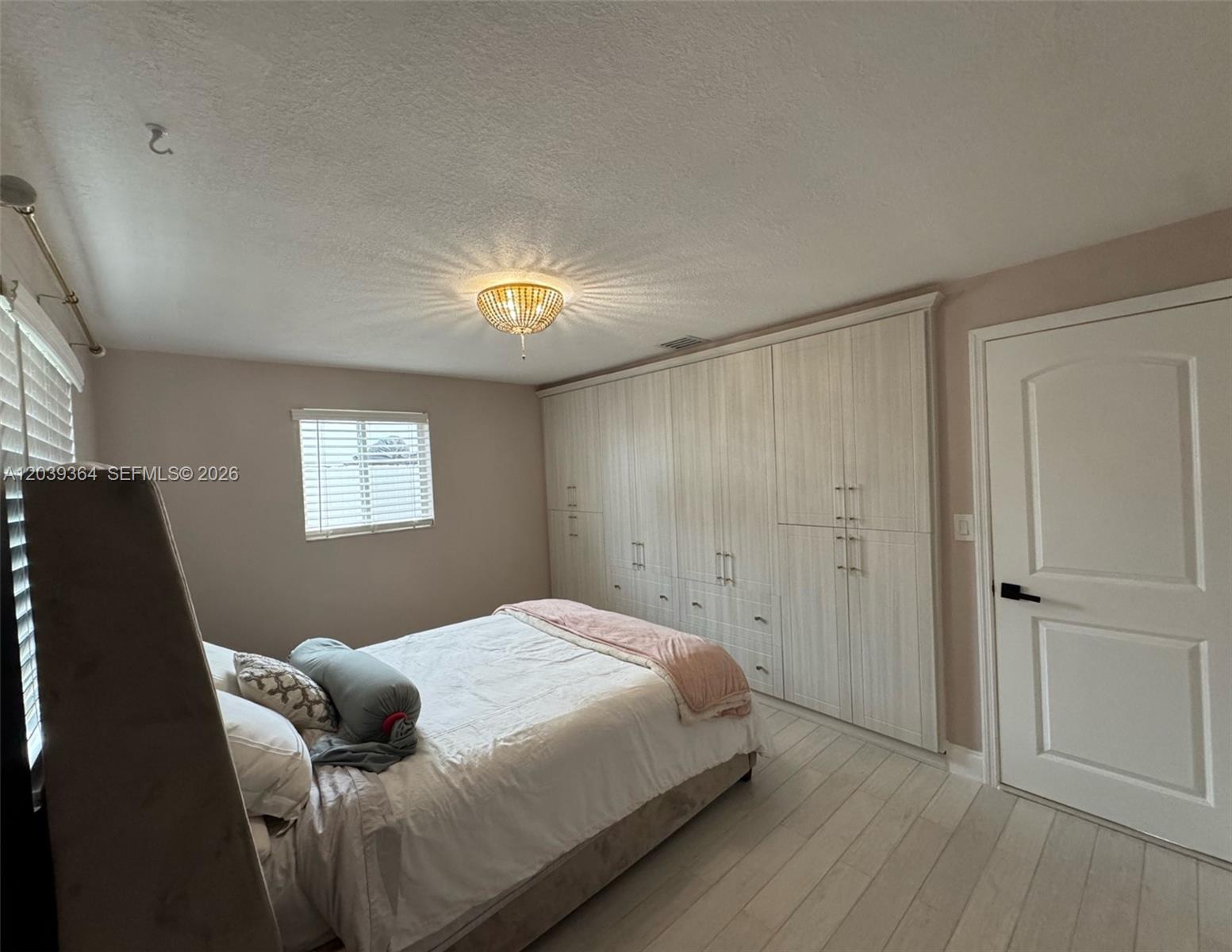 2181 SW 50th Ave