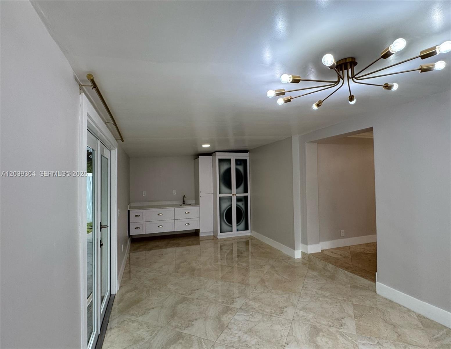 2181 SW 50th Ave