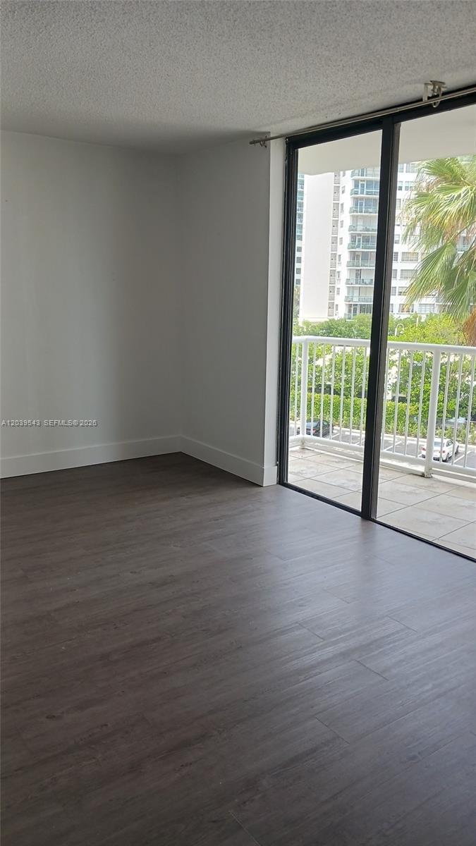 1440 Brickell Bay Dr # 509