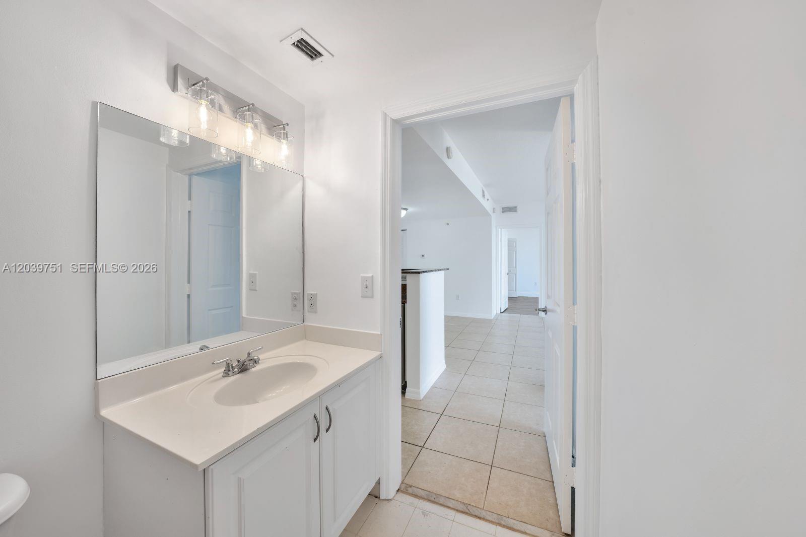 215 SW 42nd Ave # 507