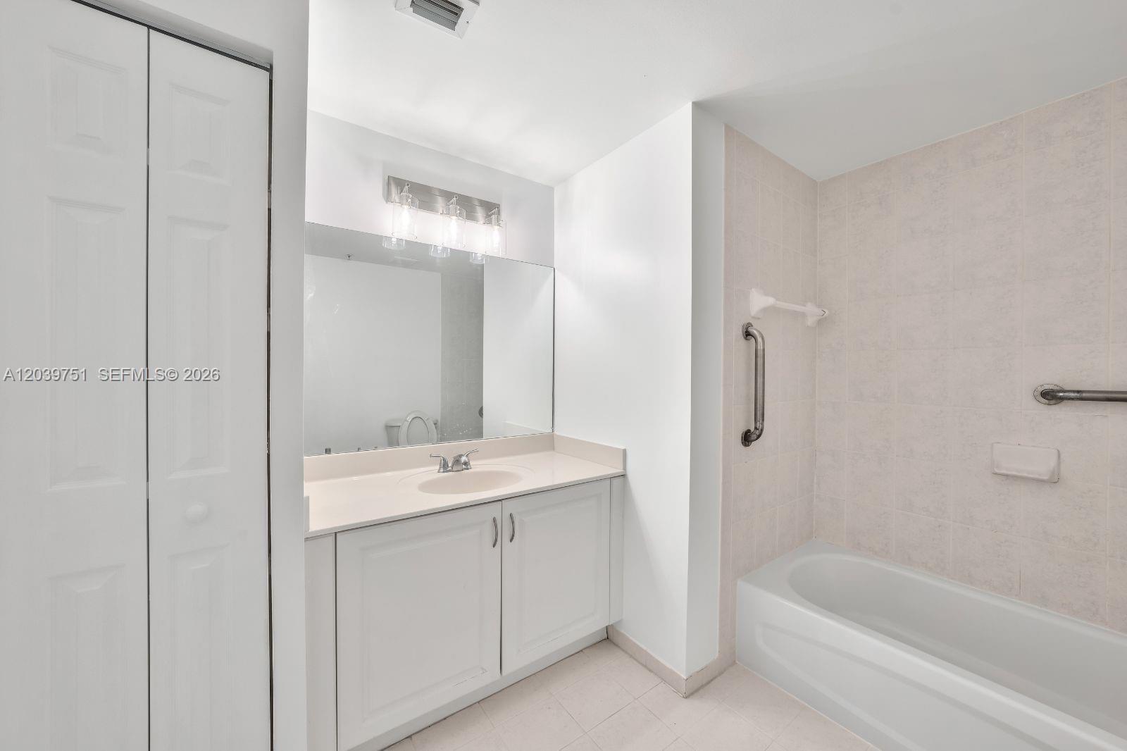 215 SW 42nd Ave # 507