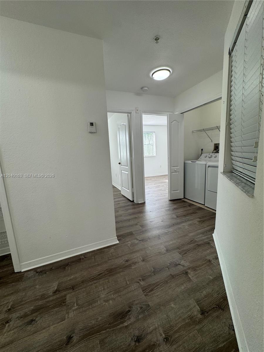 8936 W Flagler St # 201