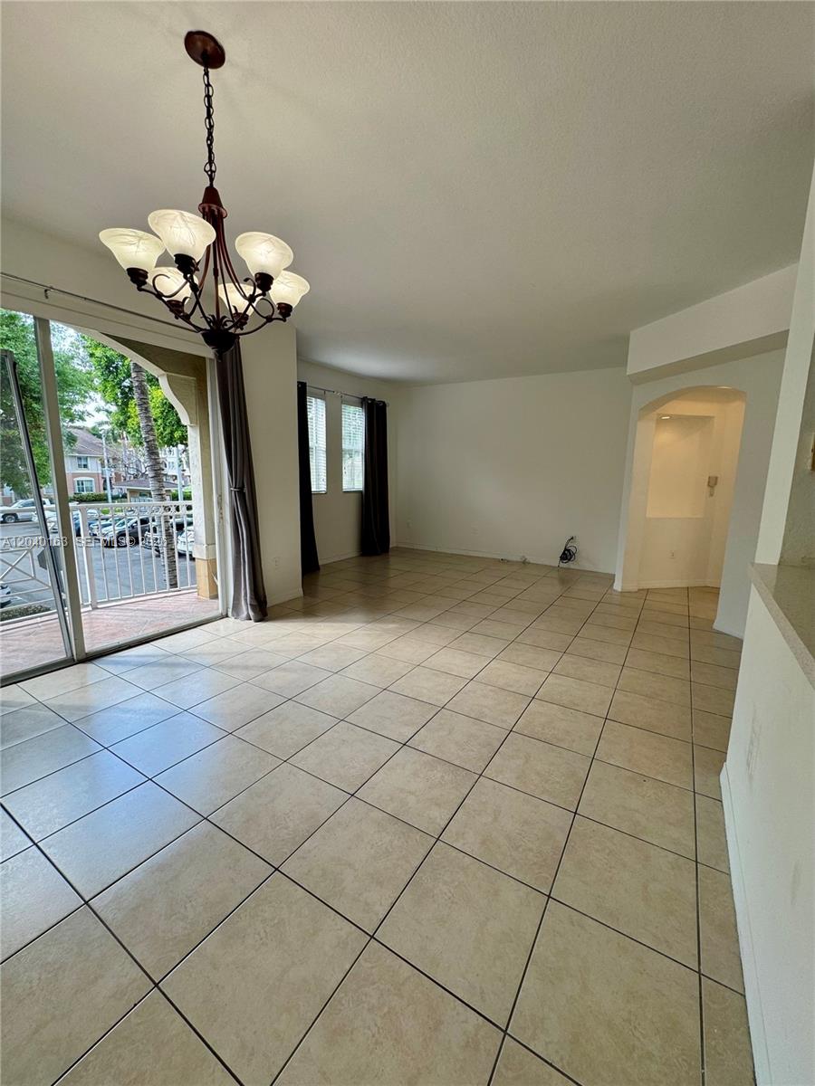 8936 W Flagler St # 201