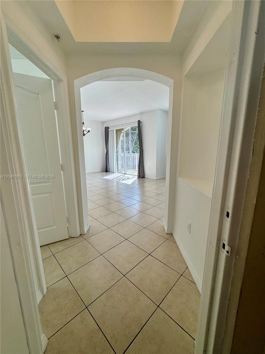 8936 W Flagler St # 201
