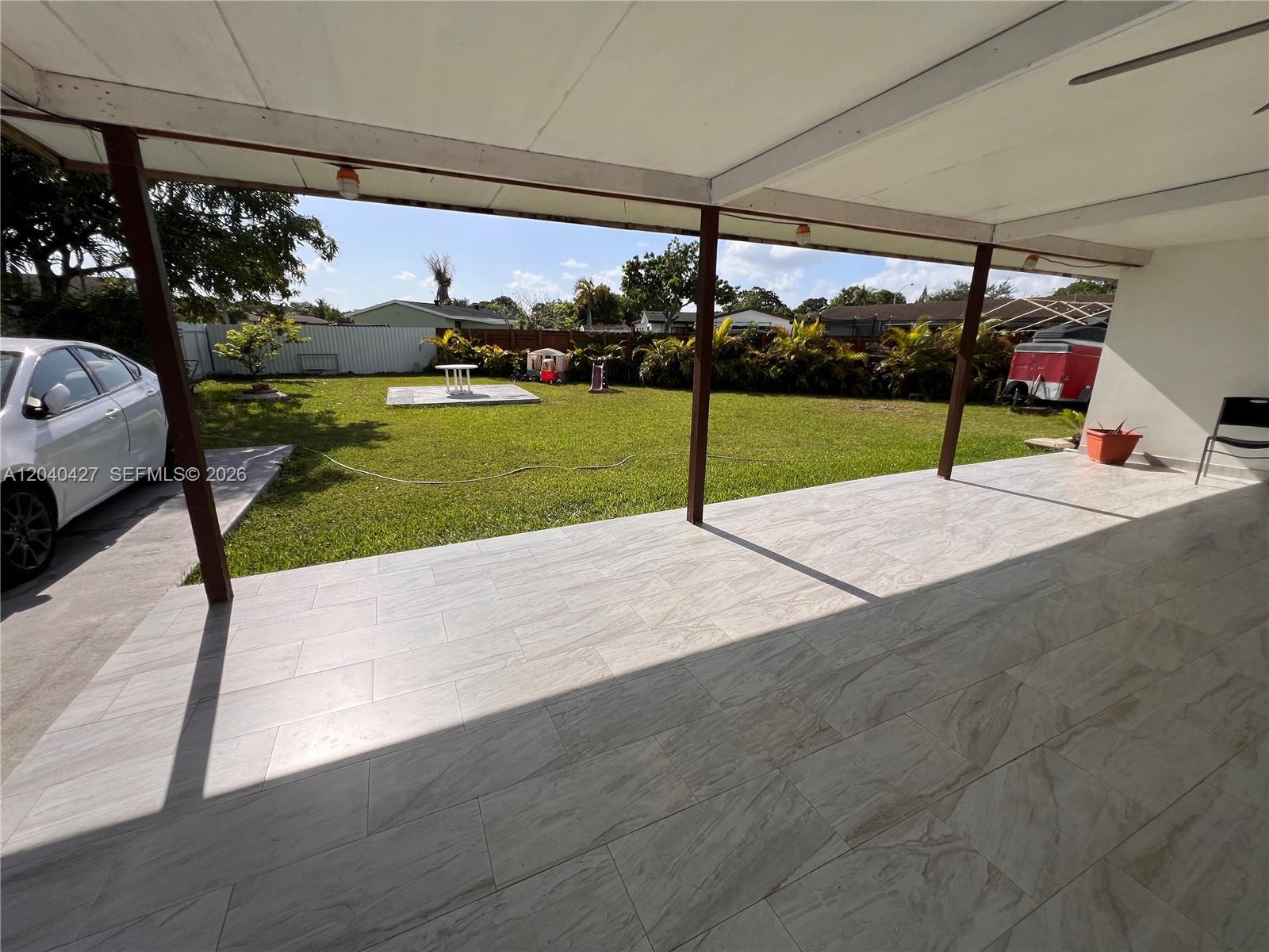 235 SW 18th Ave
