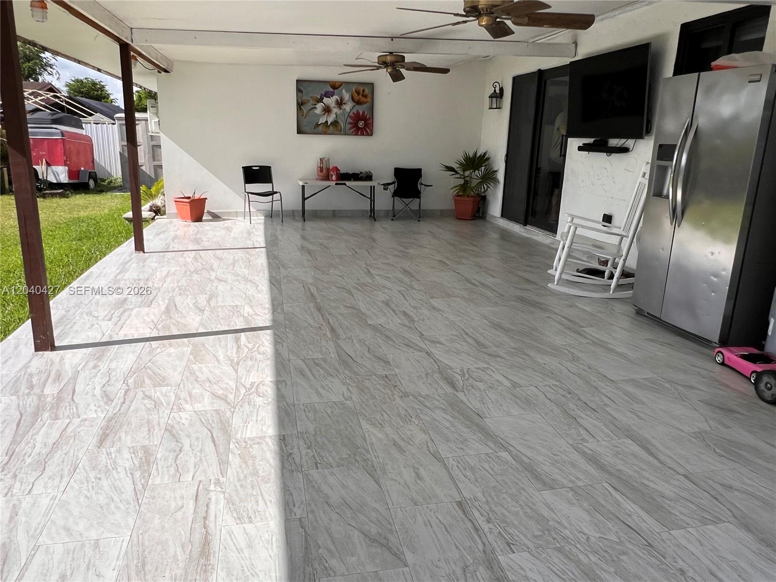 235 SW 18th Ave